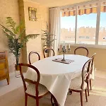 Residencial Tabarca アパート
