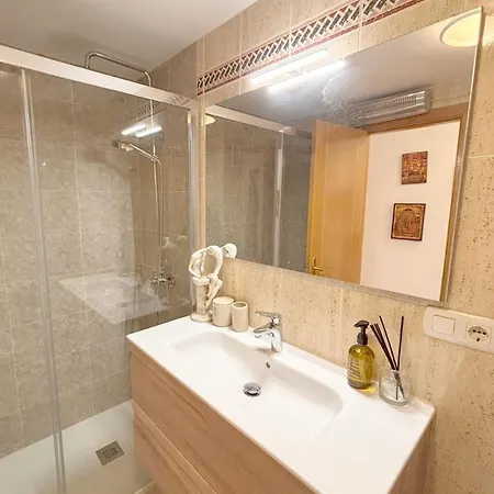 Residencial Tabarca דירה *